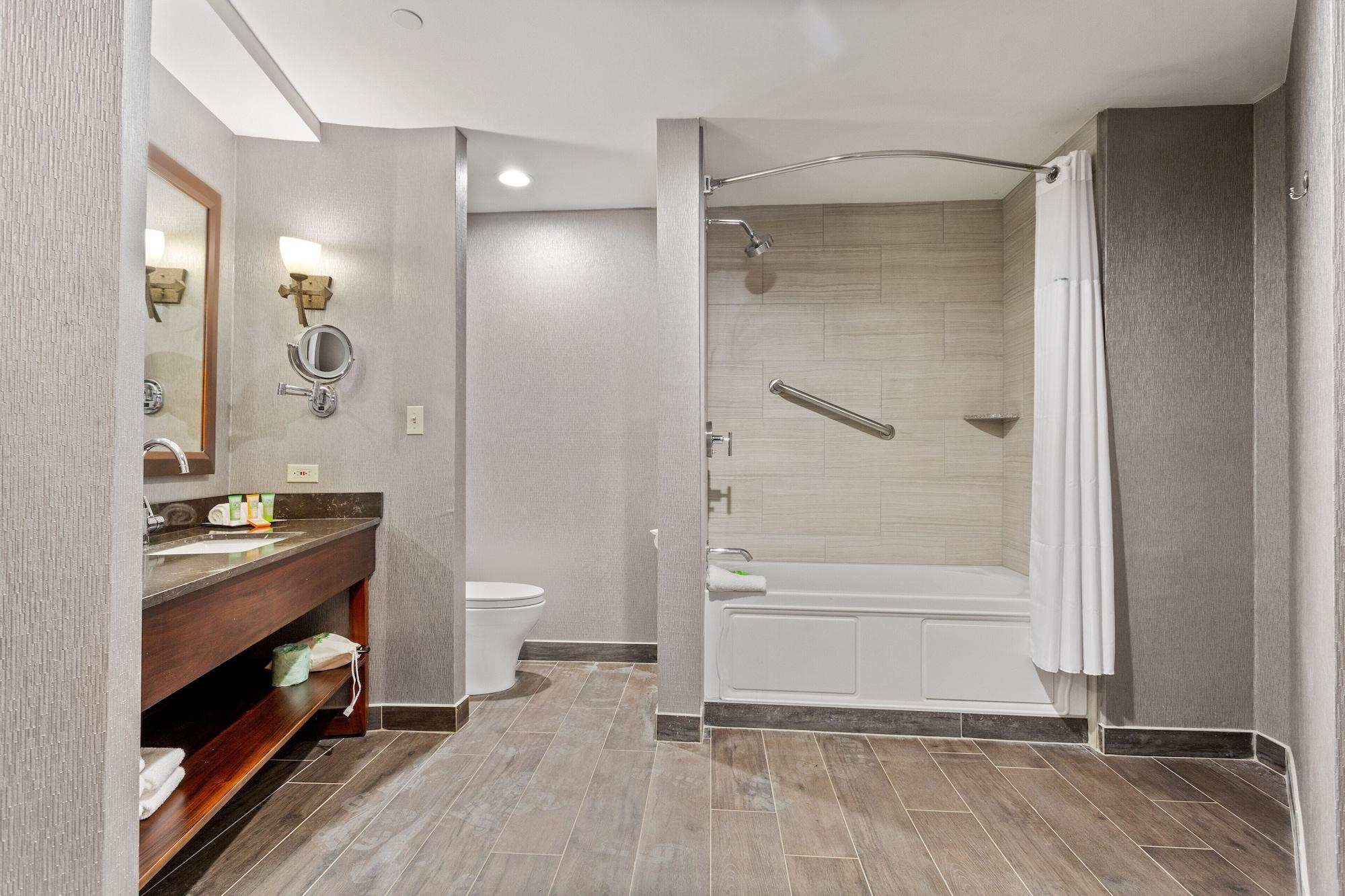 Wyndham Garden Baronne Plaza Otel New Orleans Dış mekan fotoğraf